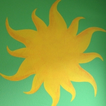 Die Sonne als Wandbild (Wunsch eines Bewohners bei der Lebenshilfe)
